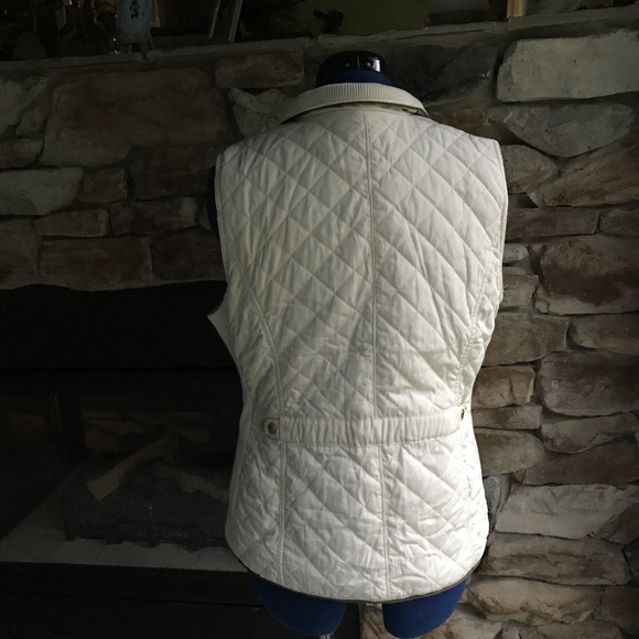SOLD! Cambridge Size M Puffer Vest H-16 - Picture 6 of 6